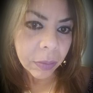 Meet your Posher, Damaris